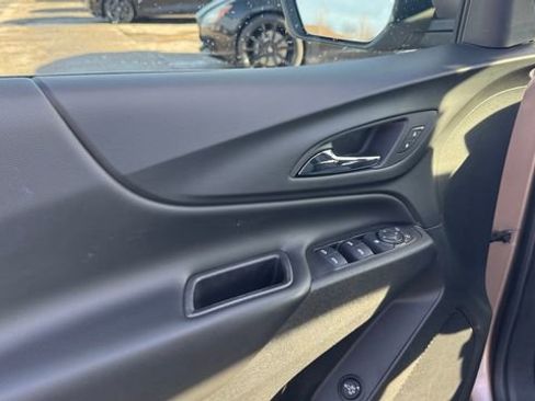 Used 2019 Chevrolet Equinox LT image 21
