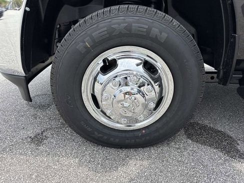 New 2026 RAM 3500 Tradesman AWD/4WD image 34