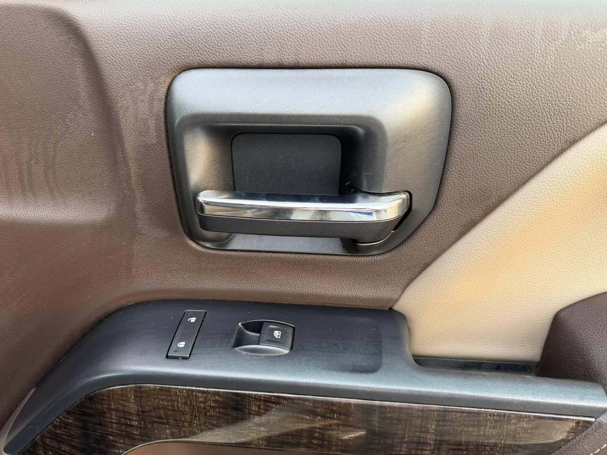 Used 2015 GMC Sierra 1500 Denali AWD/4WD image 28