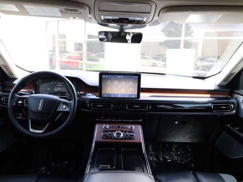 Used 2020 Lincoln Aviator Grand Touring w/ Equipment Group 302A AWD/4WD image 14