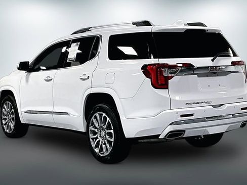 Used 2023 GMC Acadia Denali image 5