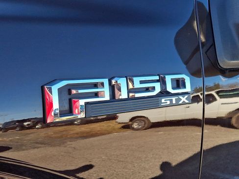 Used 2018 Ford F150 XL w/ Equipment Group 101A Mid image 14