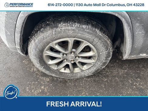 Used 2016 Jeep Grand Cherokee Overland w/ Advanced Technology Group image 10