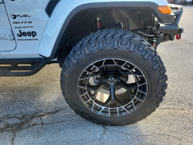 Used 2025 Jeep Gladiator Sport AWD/4WD image 11