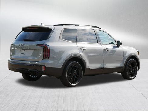 Certified 2025 Kia Telluride SX Prestige X-Line AWD/4WD image 7