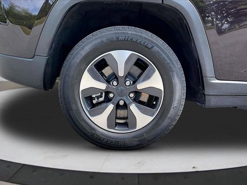 Certified 2022 Jeep Grand Cherokee Limited 4xe AWD/4WD image 38