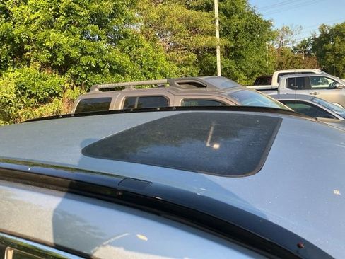 Used 2023 Honda CR-V Sport Touring image 4