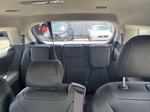 Used 2026 Kia Carnival FWD image 26