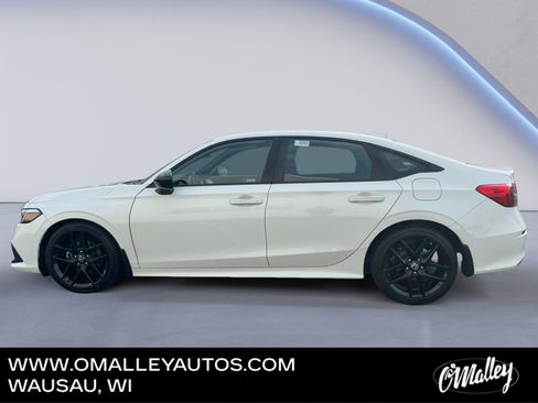 Used 2024 Honda Civic Sport image 2