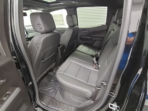 New 2026 GMC Canyon Elevation w/ Convenience Package image 33