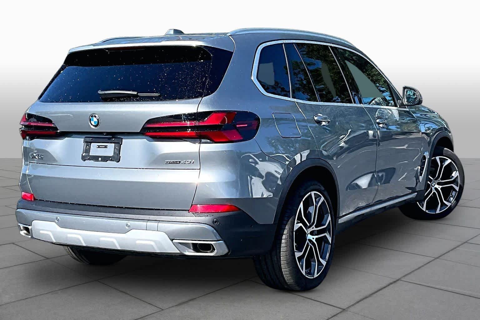 Used 2025 BMW X5 sDrive40i w/ Premium Package RWD image 13
