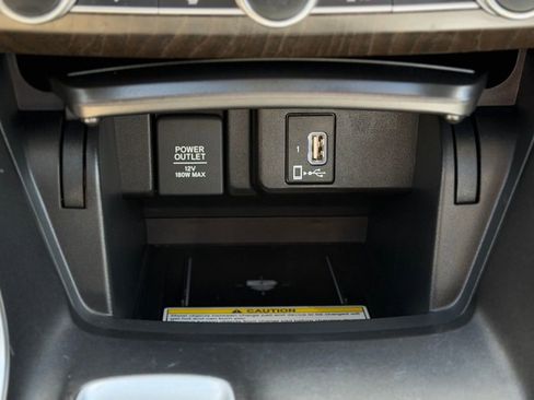 Used 2019 Honda Accord Touring image 17