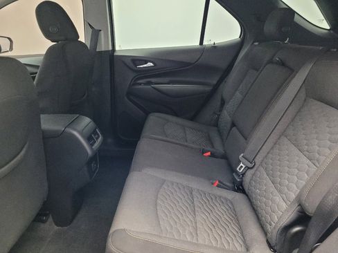 Used 2019 Chevrolet Equinox LT image 18
