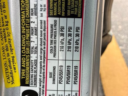 Used 2012 Toyota Highlander Limited w/ Tow Pkg FWD image 34