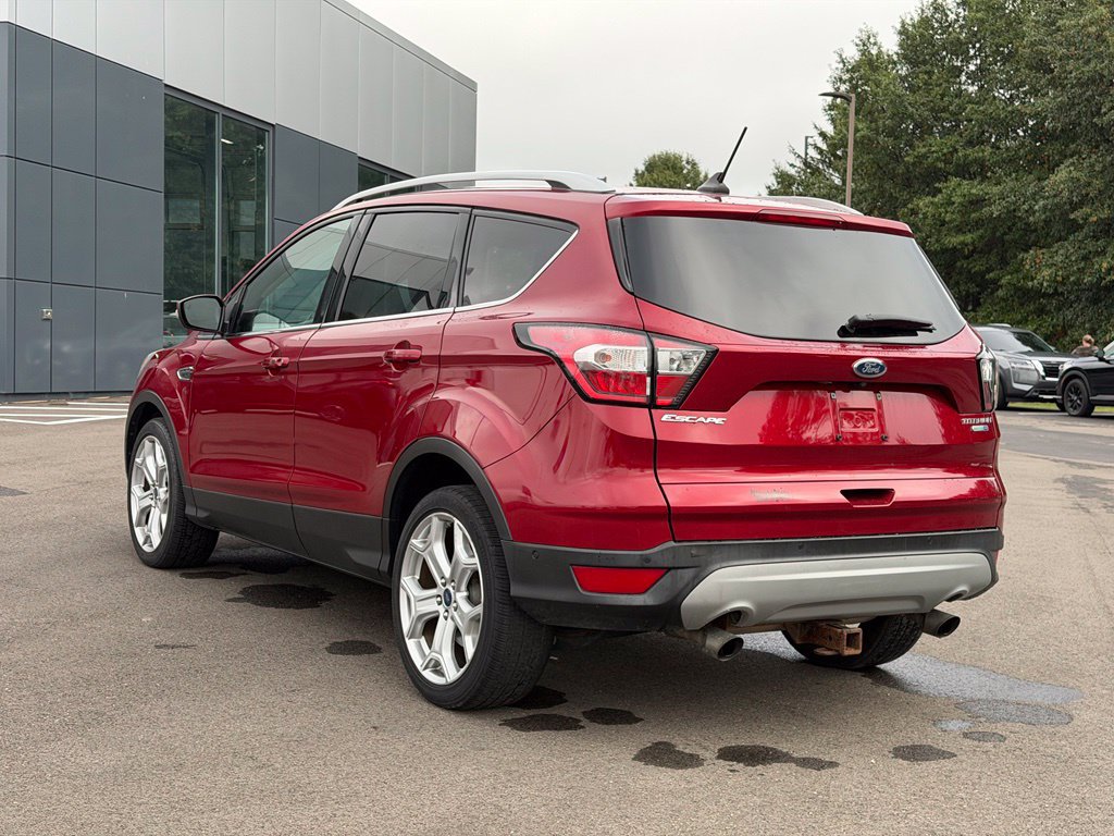 Used 2018 Ford Escape Titanium w/ Ford Safe & Smart Package AWD/4WD image 4