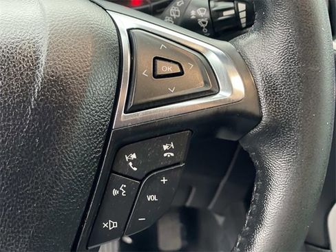 Certified 2022 Ford Edge SEL image 10