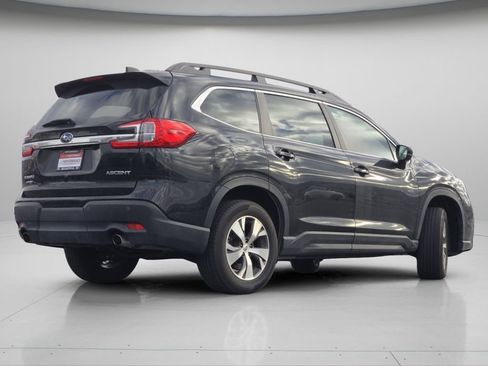 Used 2024 Subaru Ascent Premium w/ Convenience Package image 9