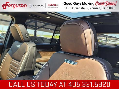 New 2026 GMC Acadia Denali Ultimate AWD/4WD image 16