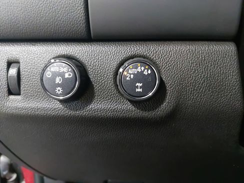Used 2022 Chevrolet Colorado LT w/ LT Convenience Package AWD/4WD image 26