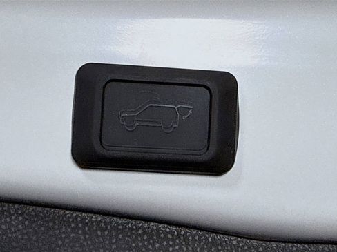 Certified 2025 Toyota RAV4 XLE Premium w/ Weather Package AWD/4WD image 31