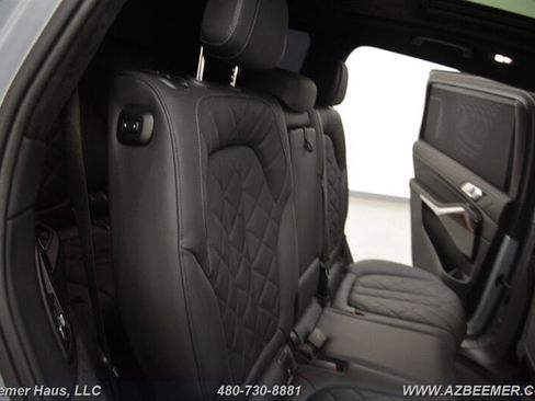 Used 2024 BMW X7 xDrive40i w/ M Sport Package image 23