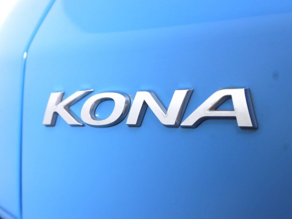Used 2023 Hyundai Kona SE AWD/4WD image 36