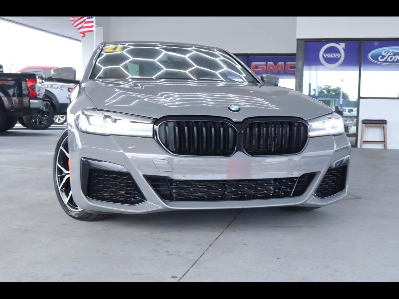 Used 2021 BMW 540i w/ M Sport Package RWD image 1