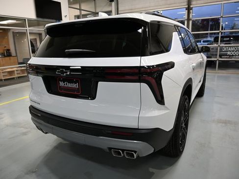 New 2026 Chevrolet Traverse LT w/ Driver Confidence Package image 5