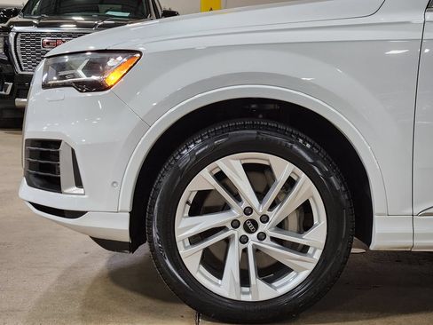 Used 2021 Audi Q7 3.0T Premium Plus w/ Executive Package AWD/4WD image 5