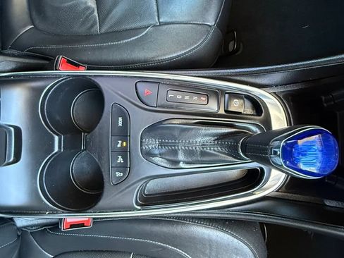 Used 2018 Chevrolet Volt Premier w/ Driver Confidence Package FWD image 50