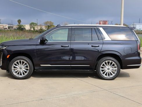 Certified 2022 Cadillac Escalade Premium Luxury image 5