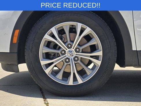 Used 2023 Buick Envision Preferred FWD image 11