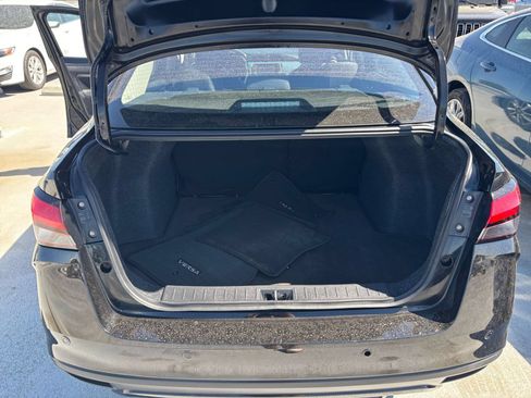 Used 2025 Nissan Versa SV FWD image 24