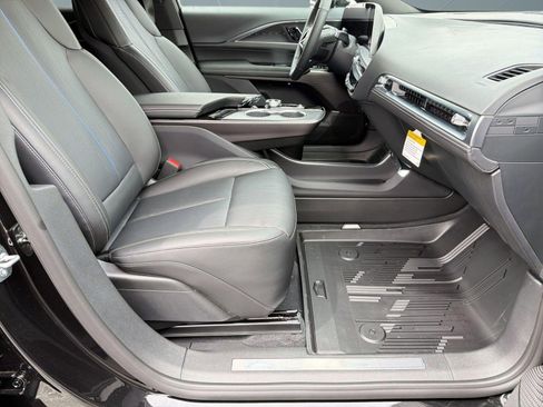 New 2026 Cadillac Lyriq Sport w/ LPO, Floor Liner Package RWD image 30