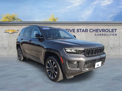Used 2023 Jeep Grand Cherokee Overland AWD/4WD image 1