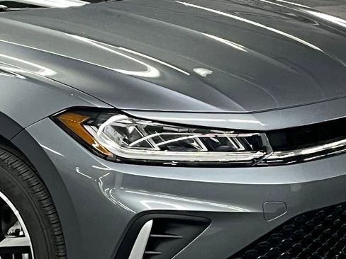 New 2026 Volkswagen Jetta SE image 35