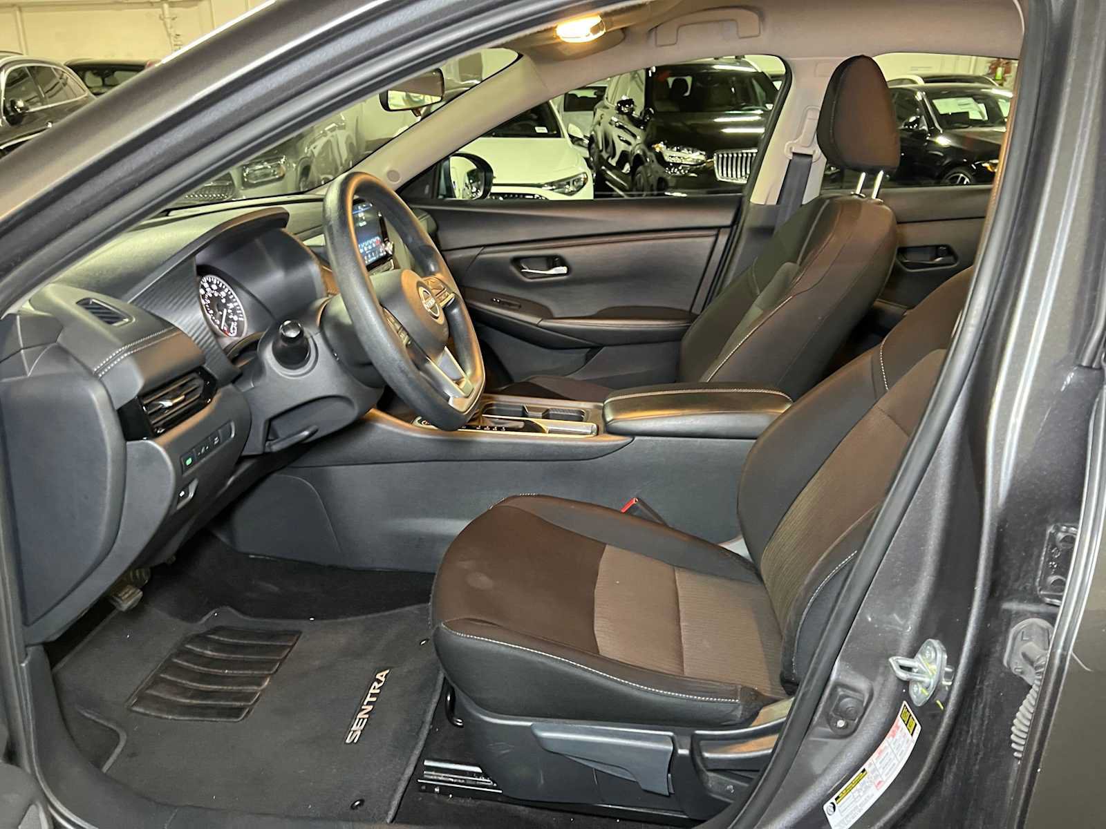 Used 2024 Nissan Sentra SV FWD image 22