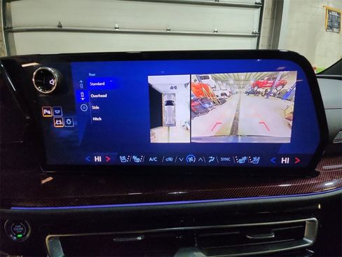 Certified 2024 Chevrolet Traverse RS w/ LPO, Floor Liner Package image 18