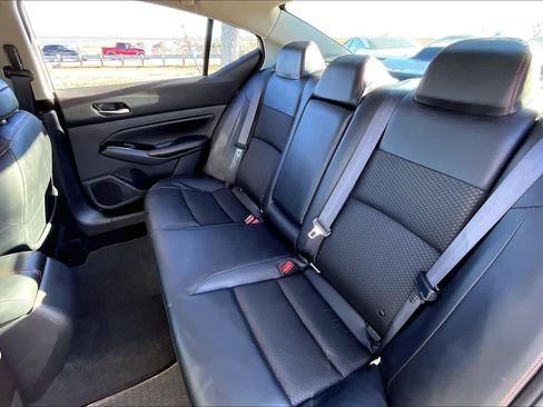 Used 2024 Nissan Altima 2.5 SR image 19