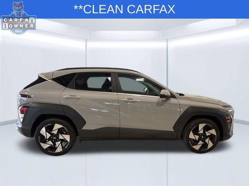 Used 2026 Hyundai Kona Limited FWD image 2