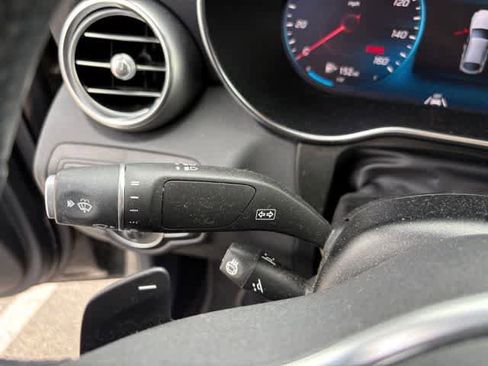 Used 2022 Mercedes-Benz GLC 300 4MATIC Coupe image 16