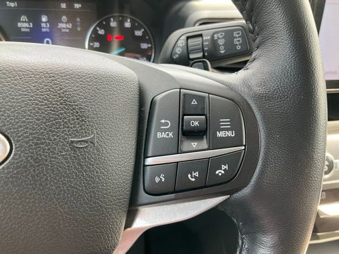 Used 2020 Ford Explorer Limited image 8