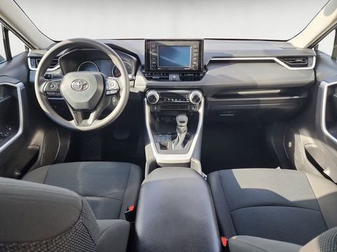 Certified 2022 Toyota RAV4 LE image 10