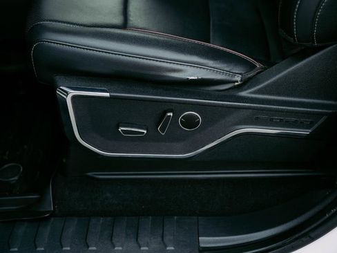 Used 2023 Ford F150 Lariat w/ Equipment Group 502A High image 16