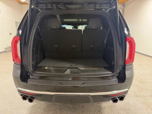 Used 2023 GMC Yukon Denali AWD/4WD image 28