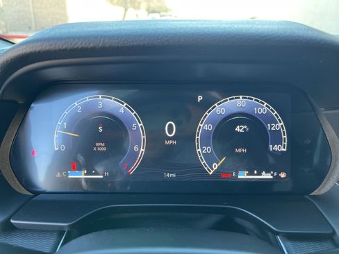 New 2025 Jeep Grand Cherokee Altitude image 15