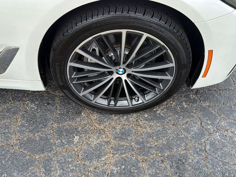 Used 2023 BMW 540i xDrive AWD/4WD image 40