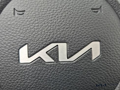 Certified 2025 Kia Seltos EX w/ EX Sunroof Package AWD/4WD image 24