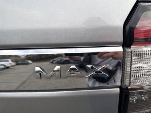 Used 2021 Ford Expedition Max Limited image 18