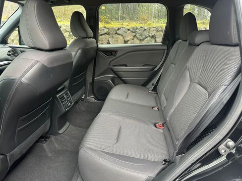 Certified 2025 Subaru Forester Premium image 11